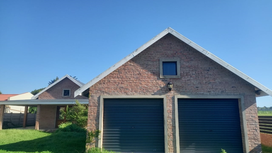 To Let 2 Bedroom Property for Rent in Kabeljauws Eastern Cape